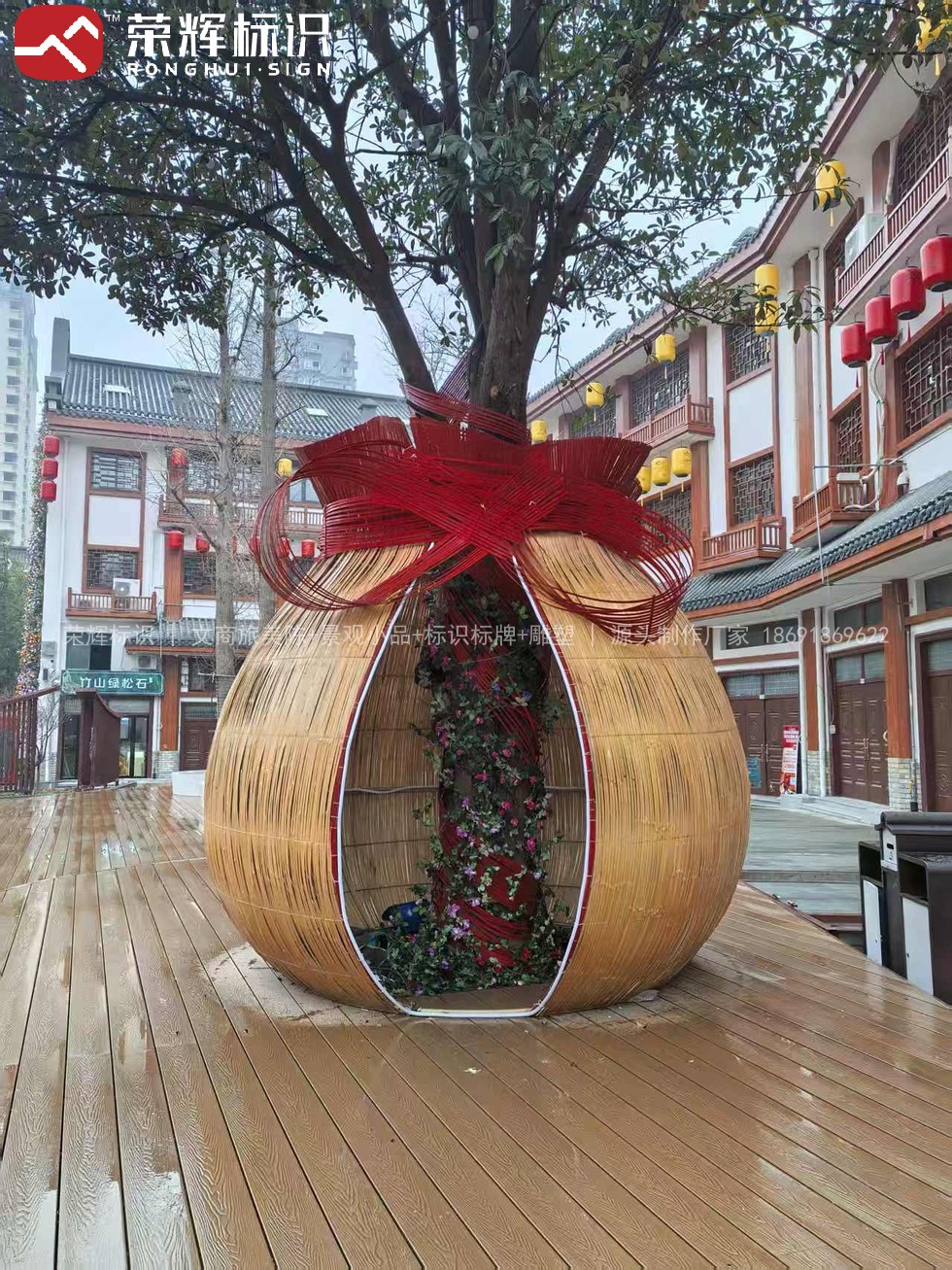 老街夜游照明层次与店招灯光实拍